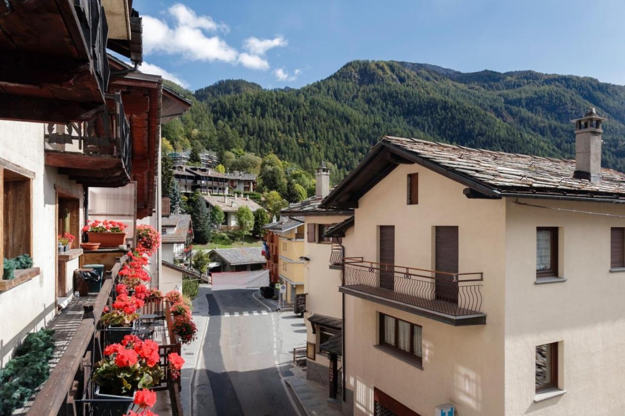Hellochalet - Maison Paquier - Family Ski Holiday In The Resort Center ヴァルトゥルナンシュ エクステリア 写真